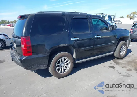 2008 Chevrolet Tahoe Ls z USA, uszkodzony, nr VIN 1GNFC13C18R135841
